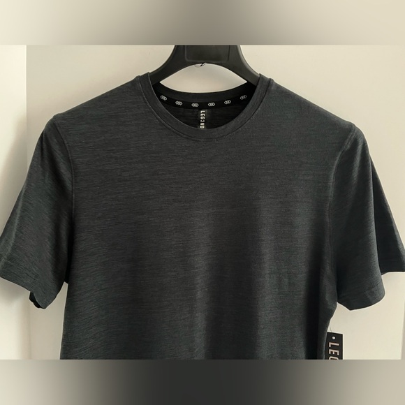 LEG3ND Super Soft Light Weight Stretch Moisture Wicking Short Sleeve T S… - Picture 2 of 10